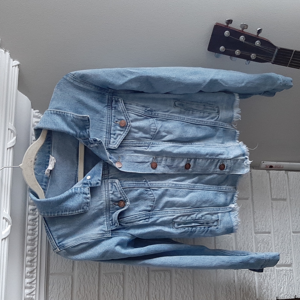 Women's For the Republic Distressed Hem Cropped Blue Denim Jacket Size S